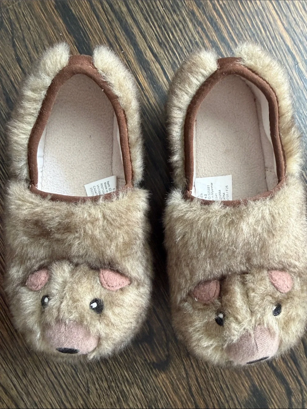 LL Bean Kids Animal Slippers, suede, like new, size 1-2 (Nut Brown Bear)